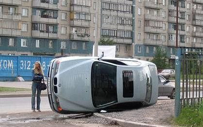 женщина за рулем